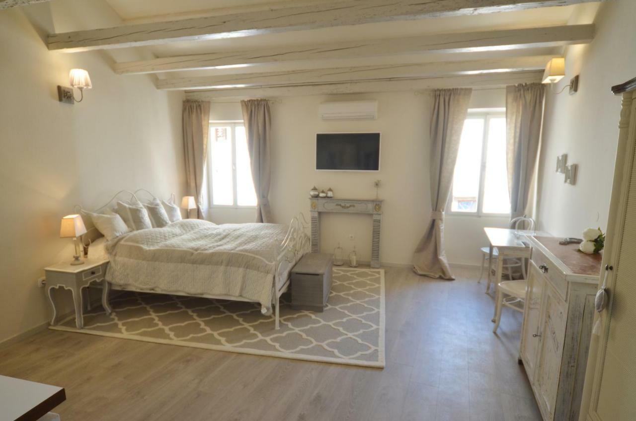 روفينج Casale Studios المظهر الخارجي الصورة